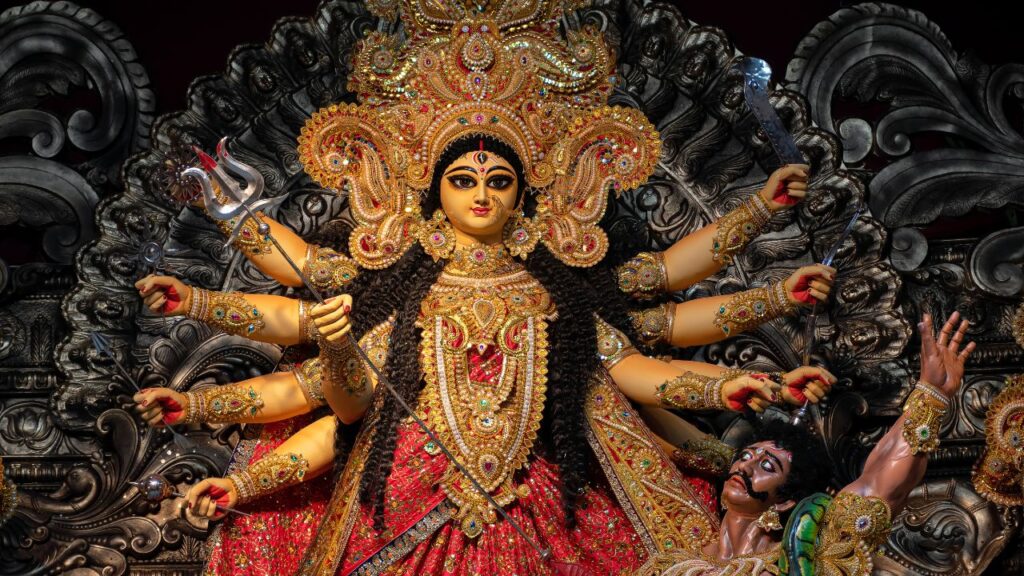 इस दौरान योगी, तांत्रिक और साधक ‘दुर्गा सप्तशती’, ‘देवी भागवत’ और ‘देवी महात्म्य’ जैसे ग्रंथों का पाठ करते हैं. साथ ही विशेष मंत्र-साधना, हवन और ध्यान के जरिए देवी की कृपा पाने का प्रयास करते है. इस दौरान योगी, तांत्रिक और साधक ‘दुर्गा सप्तशती’, ‘देवी भागवत’ और ‘देवी महात्म्य’ जैसे ग्रंथों का पाठ करते हैं. साथ ही विशेष मंत्र-साधना, हवन और ध्यान के जरिए देवी की कृपा पाने का प्रयास करते है.