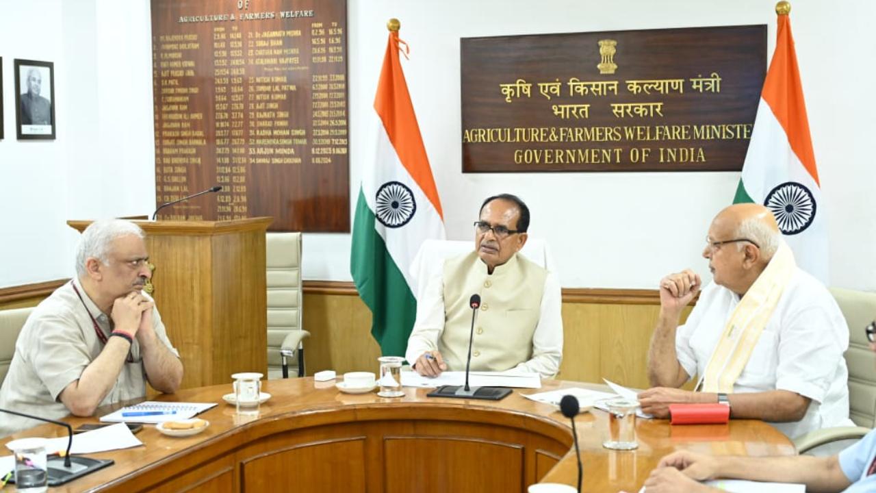 पीएम फसल बीमा योजना की तिथि बढ़ेगी, किसानों को 15 अगस्त तक मिलेगा आवेदन का मौका