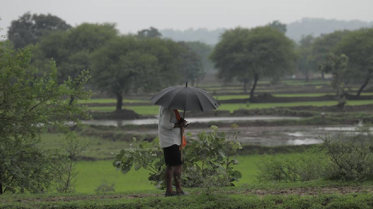 उत्तराखंड-हिमाचल में भारी बारिश का अलर्ट, इन राज्यों को सताएगी उमस और गर्मी
