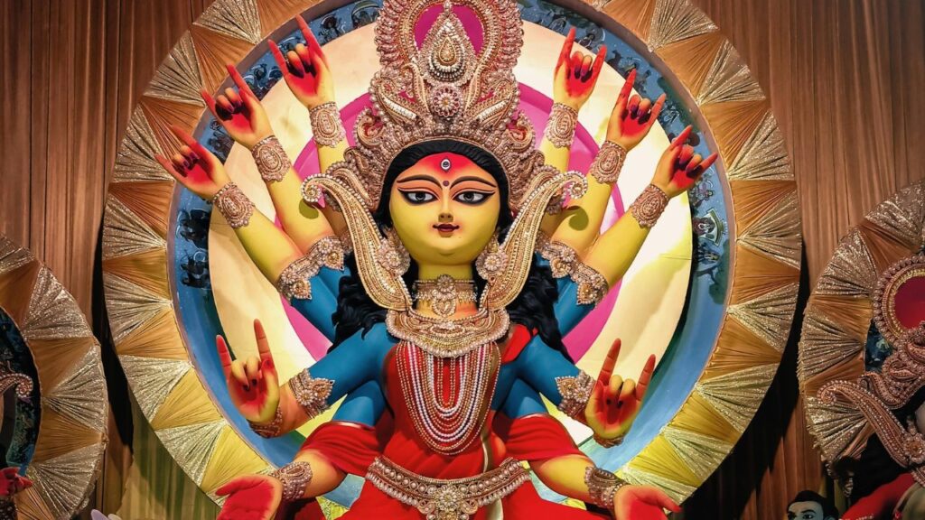Navratro Bhog: माता को खीर, रबड़ी, दूध की बर्फी और घी अर्पित करें. पूजा समाप्ति के बाद फलाहार करना शुभ माना जाता है. इससे व्रतकर्ता का मन प्रसन्न और ऊर्जा से भरपूर रहता है. Navratro Bhog: माता को खीर, रबड़ी, दूध की बर्फी और घी अर्पित करें. पूजा समाप्ति के बाद फलाहार करना शुभ माना जाता है. इससे व्रतकर्ता का मन प्रसन्न और ऊर्जा से भरपूर रहता है.