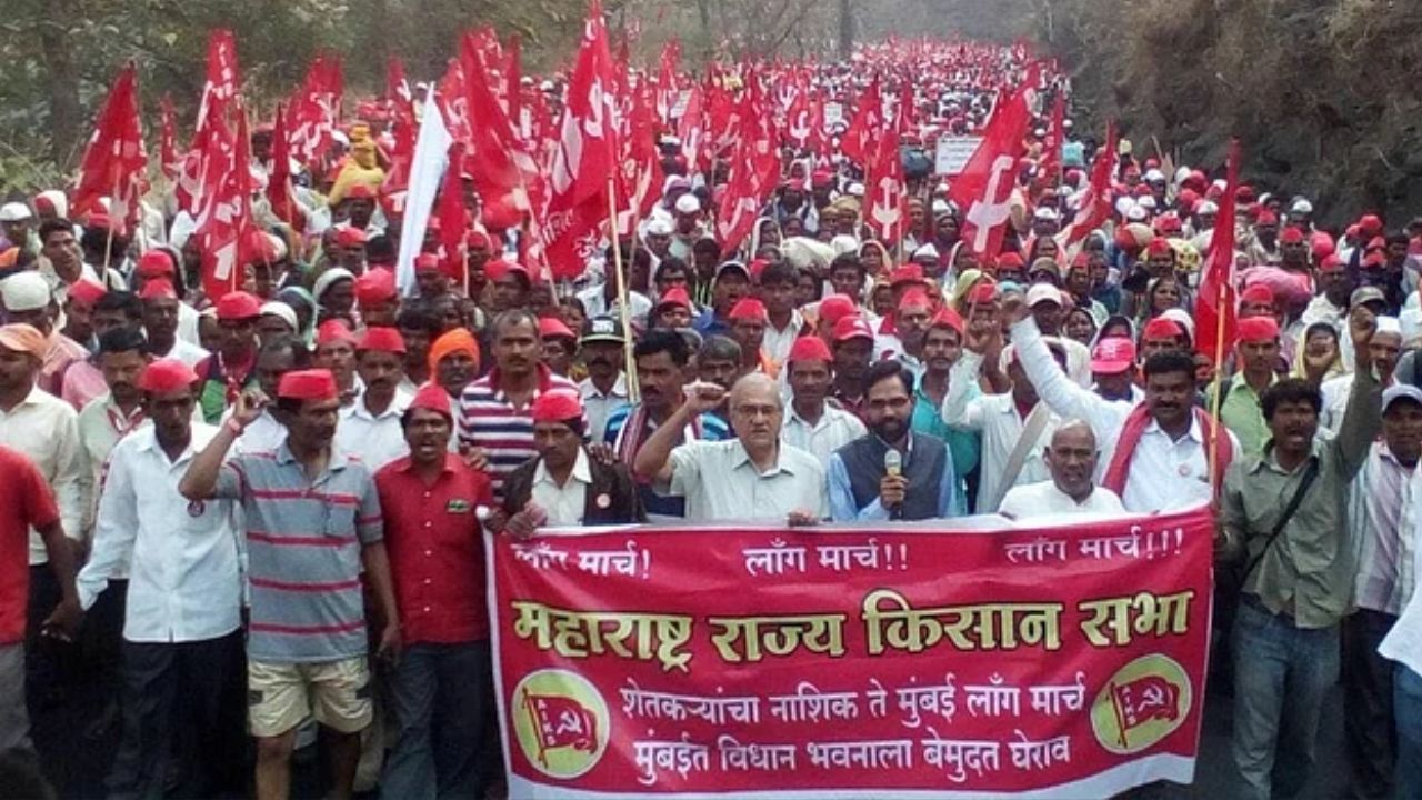 जमीन अधिकारों को लेकर महाराष्ट्र में किसानों का बवाल, भोजन-बिस्तर लेकर निकले.. सरकार ने वार्ता के लिए बुलाया