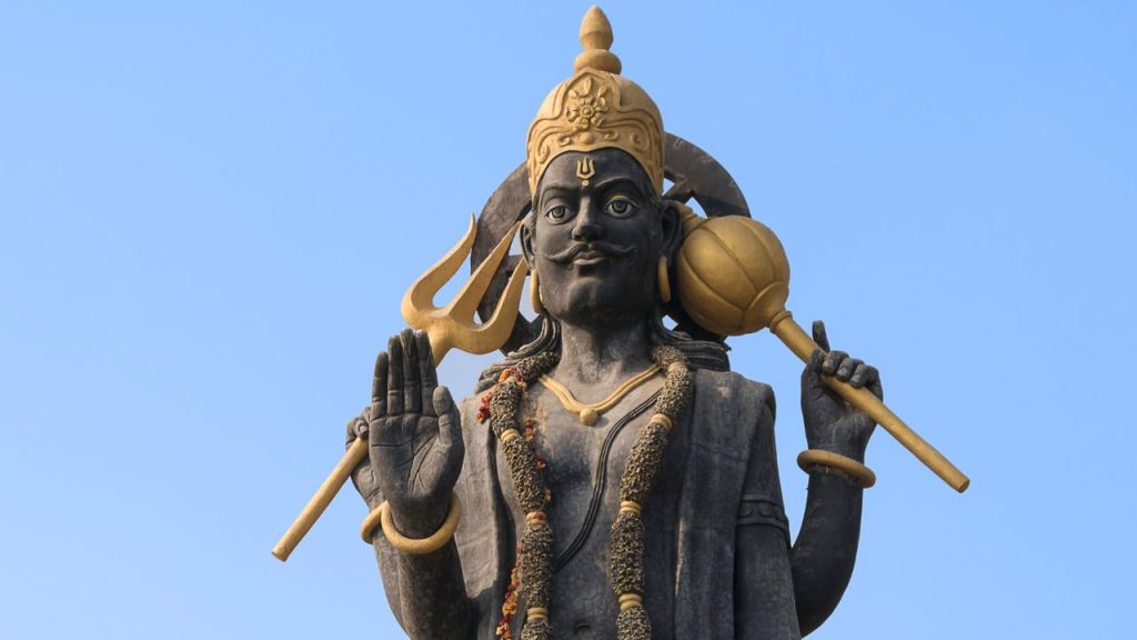 Shani Ke Upay: अगर आपके काम बार-बार अटकते हैं, करियर में परेशानी रहती है या सेहत बिगड़ी रहती है, तो हो सकता है शनि कमजोर हों. ऐसे में शनि के उपाय जैसे छाया दान करना या शनि मंदिर में तेल का दीपक जलाना फायदेमंद माना जाता है. Shani Ke Upay: अगर आपके काम बार-बार अटकते हैं, करियर में परेशानी रहती है या सेहत बिगड़ी रहती है, तो हो सकता है शनि कमजोर हों. ऐसे में शनि के उपाय जैसे छाया दान करना या शनि मंदिर में तेल का दीपक जलाना फायदेमंद माना जाता है.