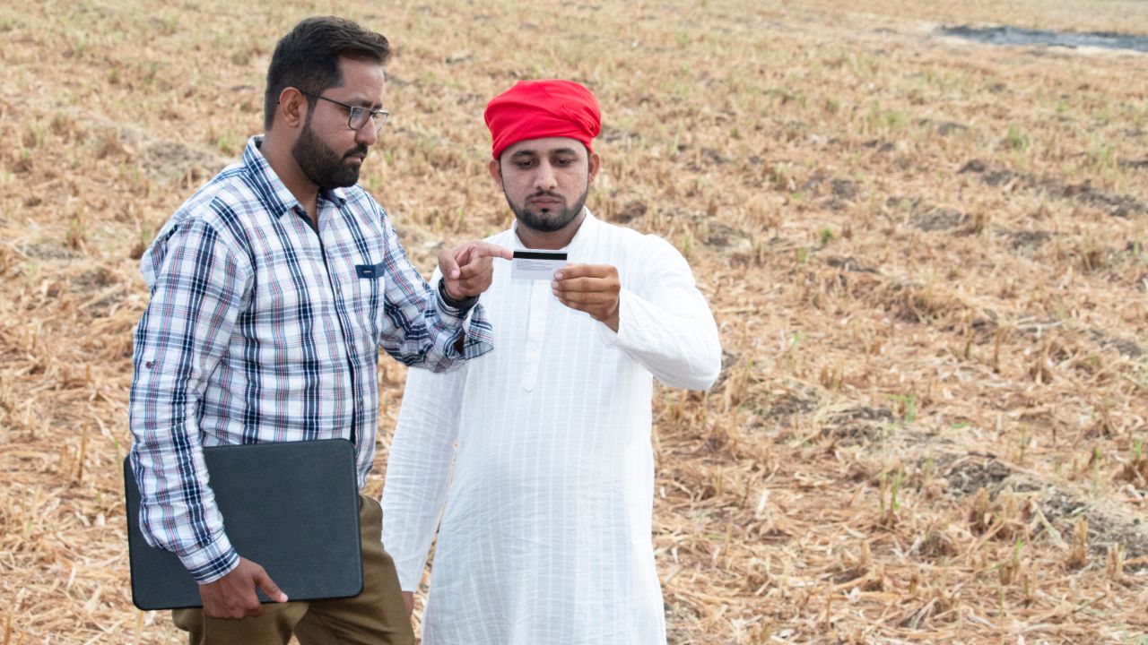 खेती से होगी छप्परफाड़ कमाई, इन 6 सरकारी योजनाओं का उठाएं लाभ..सीधे खाते में आएंगे पैसे