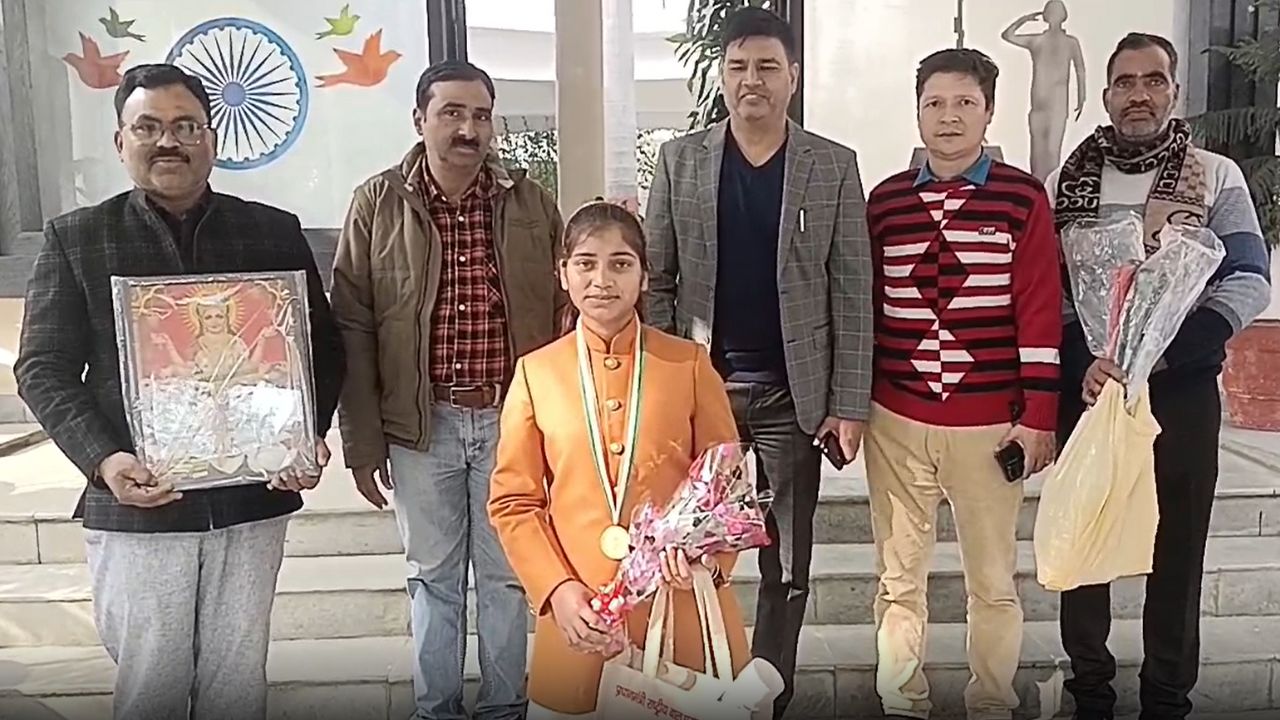 पूजा पाल के धूल रहित गेहूं थ्रेसर मॉडल पर ICAR ने दिखाई रुचि, सांस संबंधी बीमारियों से बचेंगे किसान