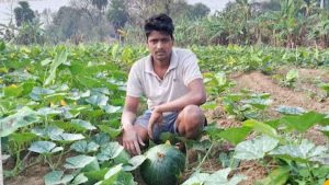 केरल में एक ही खेत में धान की 570 किस्म उगा रहे किसान, हिरोद पटेल की खेती तकनीक से पीएम मोदी प्रभावित केरल में एक ही खेत में धान की 570 किस्म उगा रहे किसान, हिरोद पटेल की खेती तकनीक से पीएम मोदी प्रभावित