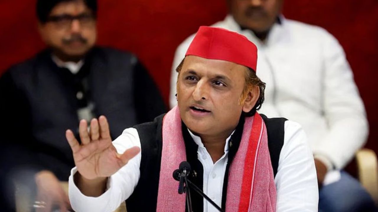 सब विदेश से आएगा तो किसान क्या उगाएगा? US ट्रेड डील पर अखिलेश ने सरकार को घेरा 