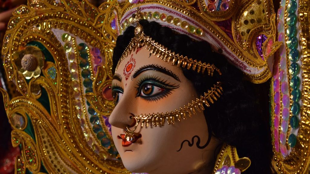 चैत्र मास की शुक्ल प्रतिपदा तिथि पर, यानी 19 मार्च को गुड़ी पड़वा और हिंदू नववर्ष भी मनाया जाएगा. इस दिन नवरात्रि की शुरुआत के साथ ही नया साल भी प्रारंभ होता है, जो परिवार और धार्मिक अनुष्ठानों में खुशहाली लाने का प्रतीक माना जाता है. चैत्र मास की शुक्ल प्रतिपदा तिथि पर, यानी 19 मार्च को गुड़ी पड़वा और हिंदू नववर्ष भी मनाया जाएगा. इस दिन नवरात्रि की शुरुआत के साथ ही नया साल भी प्रारंभ होता है, जो परिवार और धार्मिक अनुष्ठानों में खुशहाली लाने का प्रतीक माना जाता है.