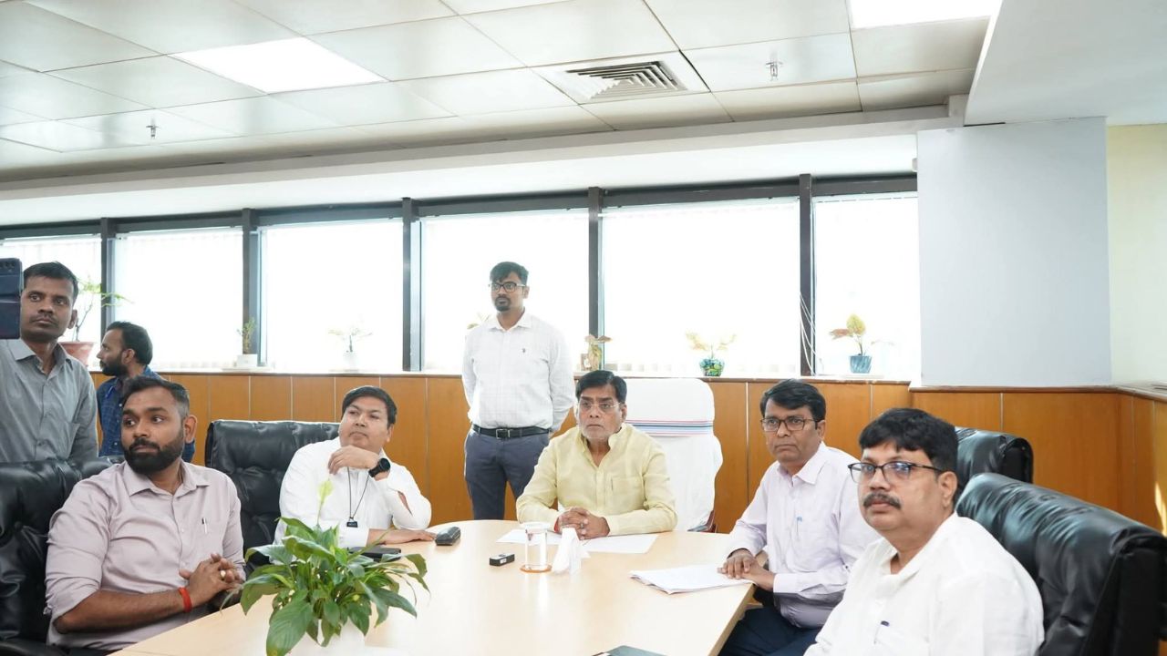 Fertilizer Stock: दुकानदार का बहाना अब नहीं चलेगा, बिहार ऐप पर लाइव दिखेगा यूरिया-डीएपी का पूरा स्टॉक