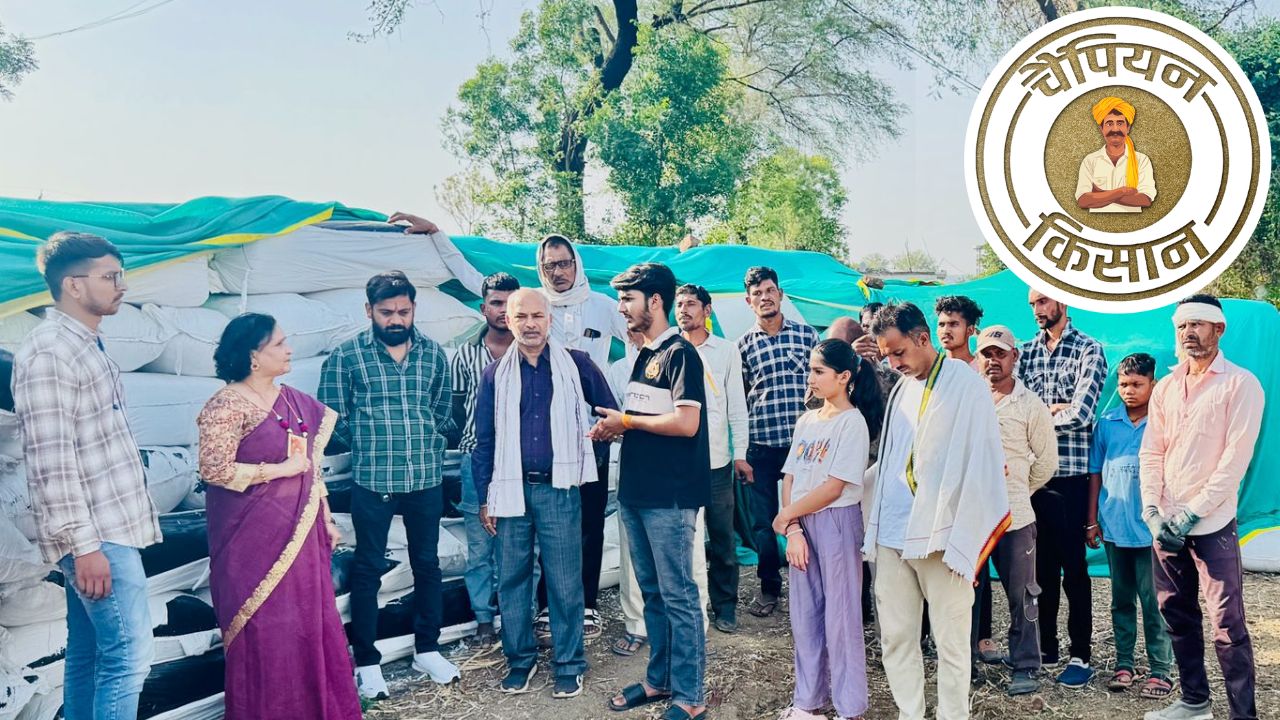 12वीं के छात्र ने बनाया ऐसा चारा कि मिनटों में चट कर जाते हैं पशु, हर महीने 1.5 लाख की कमाई