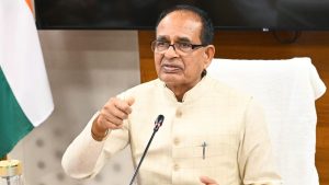 नकली बीज, घटिया कीटनाशक पर लापरवाही अब नहीं चलेगी, कृषि व्यवस्था दुरुस्त करने के निर्देश नकली बीज, घटिया कीटनाशक पर लापरवाही अब नहीं चलेगी, कृषि व्यवस्था दुरुस्त करने के निर्देश