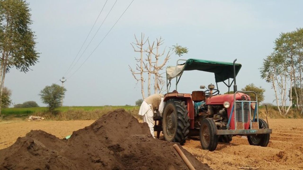 Maharashtra Farmers Now Use Minor Minerals For Personal Agricultural And Rural Development Work Officials Will Not Be Levy Fees Or Fines