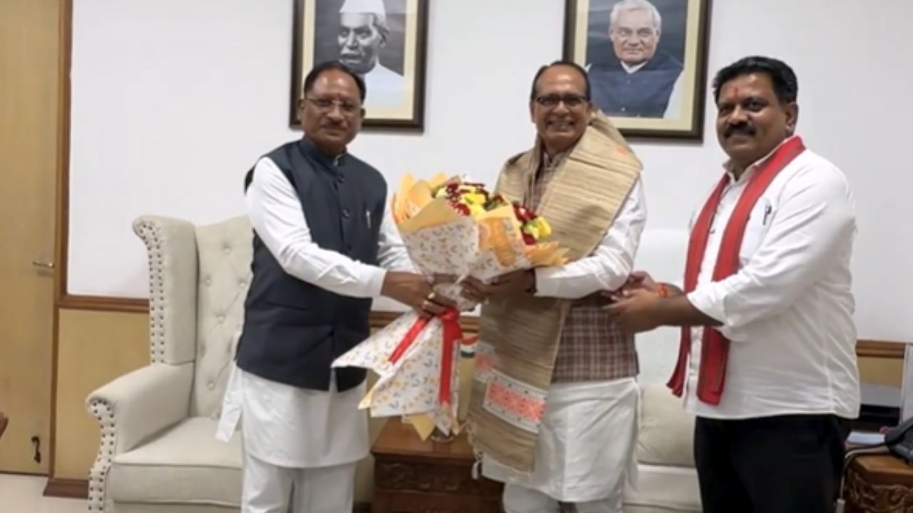 Wage Rates Increased For Chhattisgarh Labourers Shivraj Singh Met Cm Vishnu Dev Sai And Review Development Projects