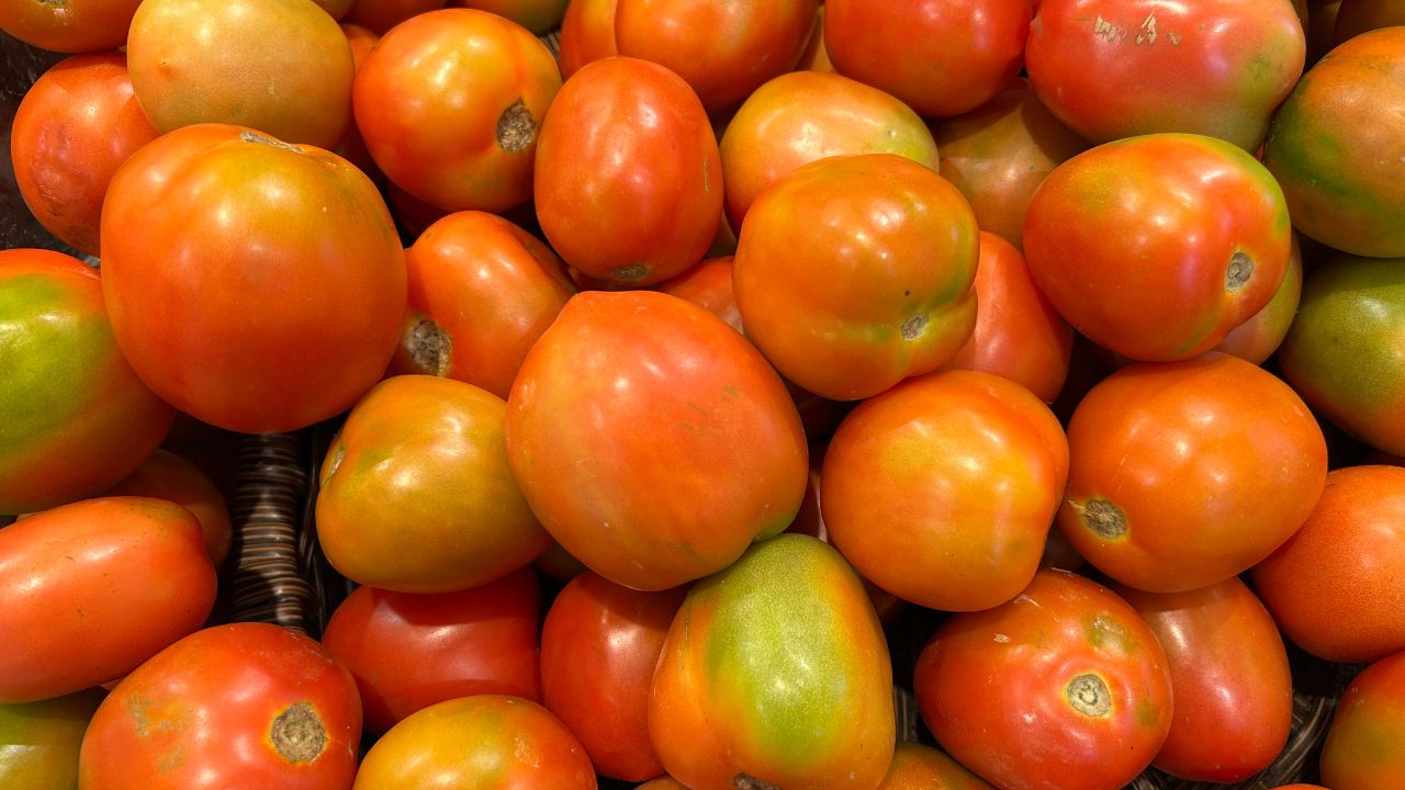 Tomato Production Estimates Reduced Prices May Reach Rs 100 Per Kg In July August