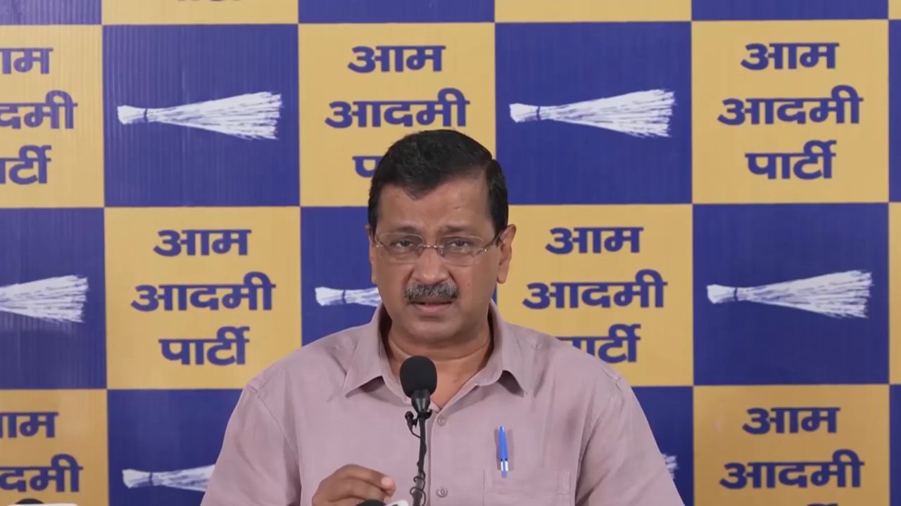 E20 Petrol Row Arvind Kejriwal Claims 30 Crore Vehicles May Become Useless Seeks Government Response