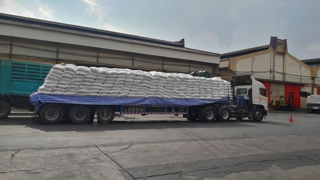 Maharashtra 12 7 Lakh Tonne Urea Plant Reduce Urea Import Dependence