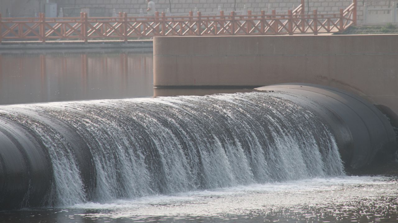 Gujarat Government Build Two Air Filled Rubber Dams Based On South Korean Technology