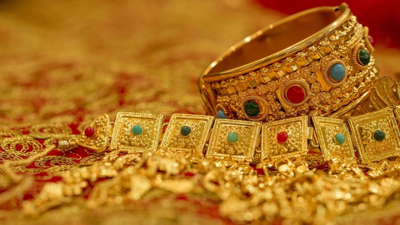 Gold Rate Today August 3 Check City Wise Rates In India Silver Price Aaj Ke Taza Bhao Bullion Market Update