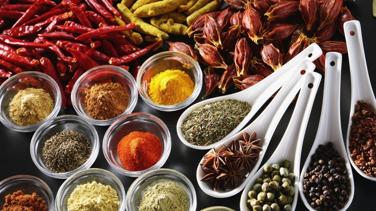 Spice Conference: जयपुर में जुटेंगे मसाला क्षेत्र के दिग्गज, किसानों की कमाई से लेकर निर्यात तक पर होगा मंथन Spice Conference: जयपुर में जुटेंगे मसाला क्षेत्र के दिग्गज, किसानों की कमाई से लेकर निर्यात तक पर होगा मंथन